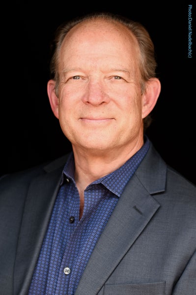Tara Woodruff Headshot