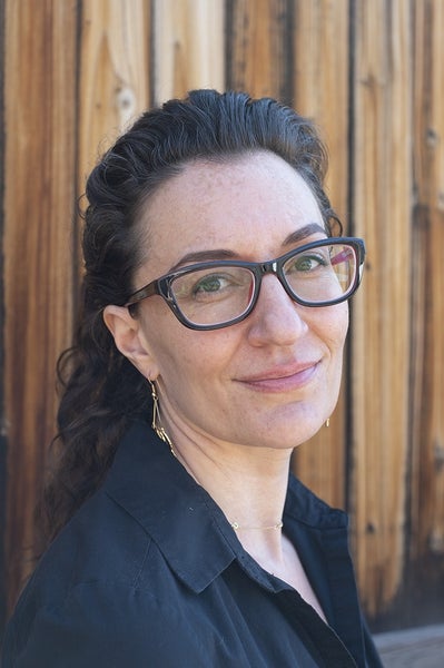 Lauren Caffrey Headshot
